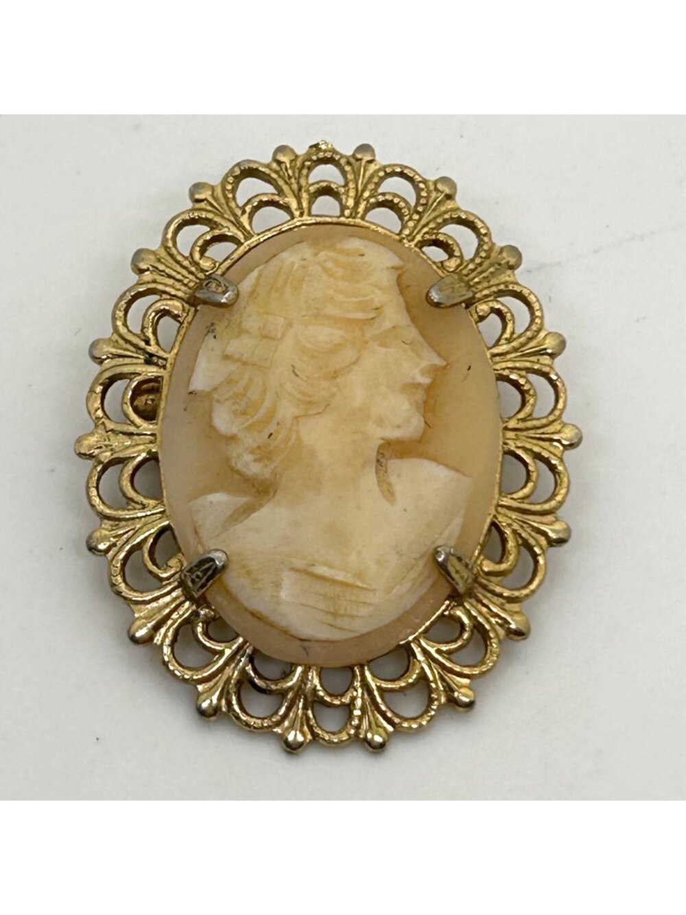 Vintage Oval Shell Cameo Brooch Gold Tone Filigree Frame Carved Portrait Pin